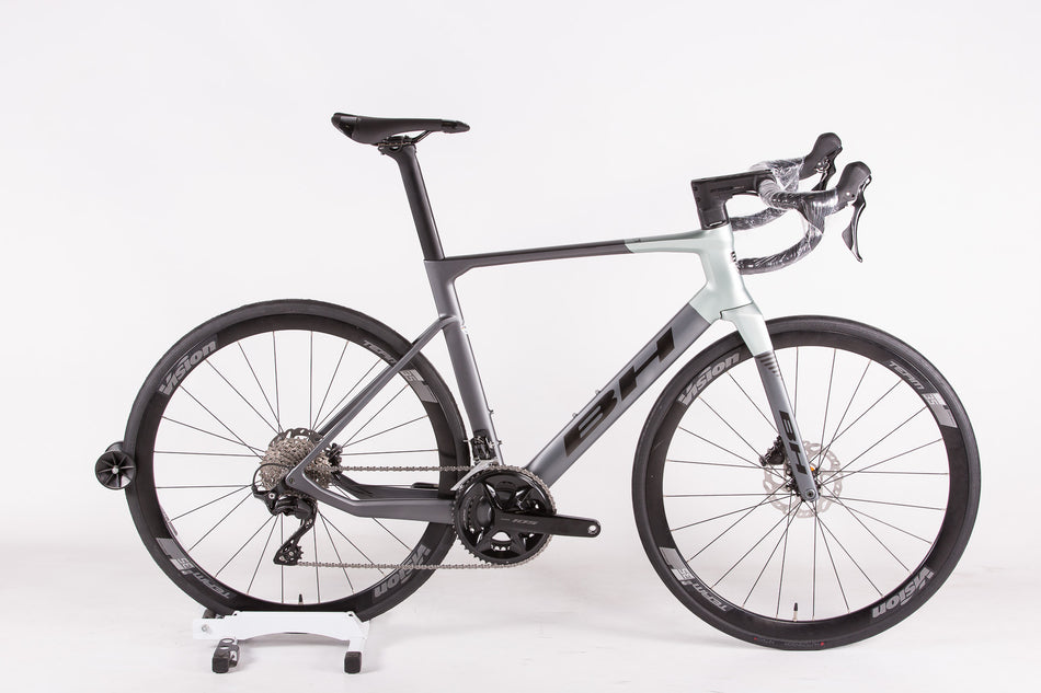 2025 RS1 3.5 105 12s - Silver