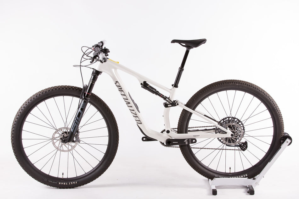 2024 Epic 8 COMP - White - NEW BIKE