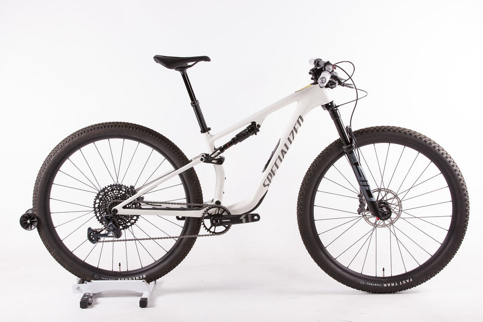 2024 Epic 8 COMP - White - NEW BIKE