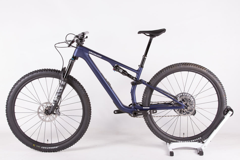 2024 Epic 8 EVO COMP - Azul