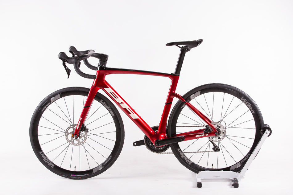 2022 RS1 3.5 105 - Red